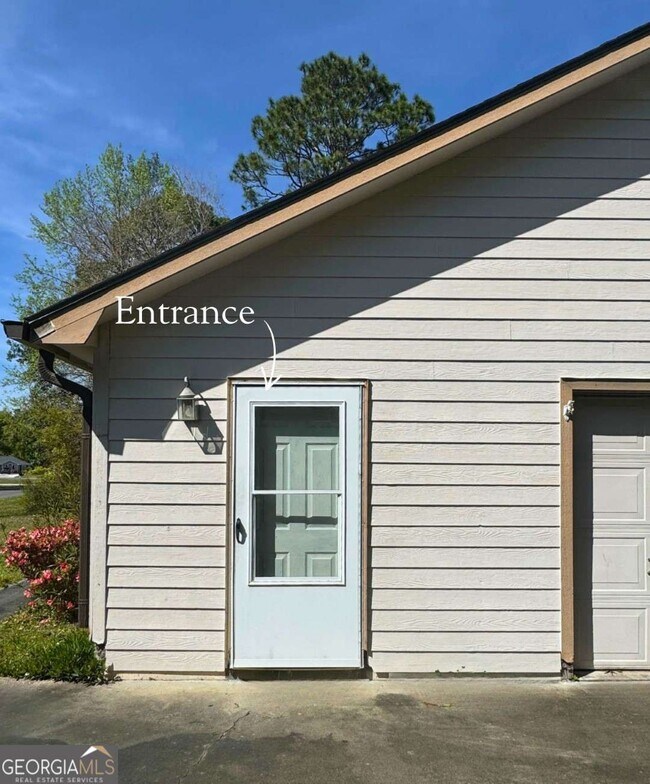 Foto del edificio - 110 Lake Crest Dr