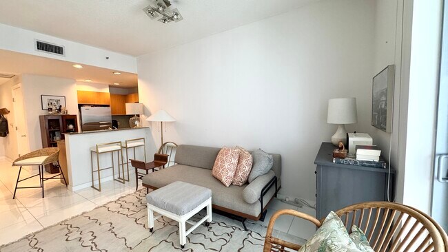 Foto del edificio - 1050 Brickell Ave