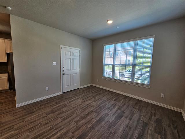 Foto del edificio - 3118 Providence Pl