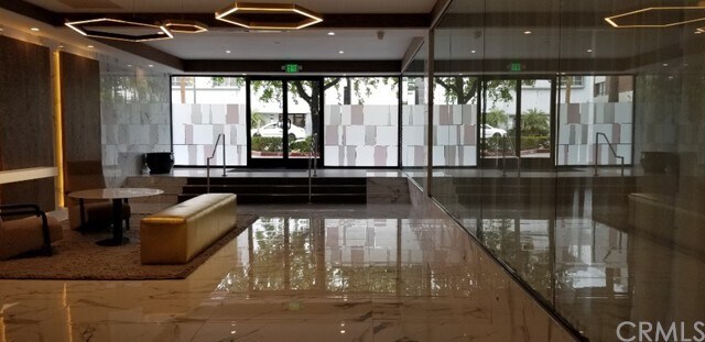 Foto del edificio - 4460 Wilshire Blvd