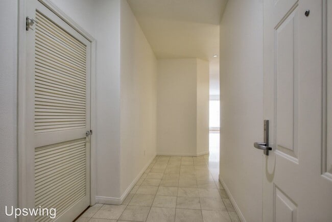Building Photo - 1 br, 1 bath House - 144 S. 3rd St., #208
