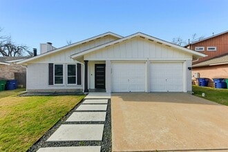 Building Photo - 3817 Leafield Dr