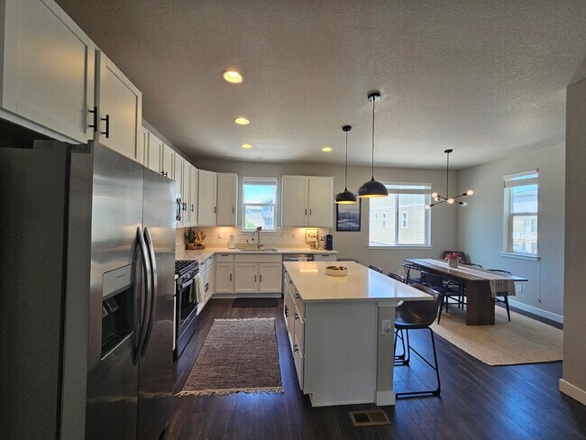 Foto del edificio - 2418 S Troy Ct