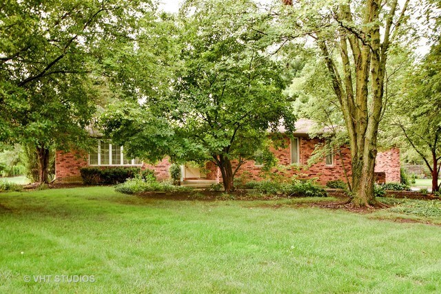 Primary Photo - 899 St Andrews Way
