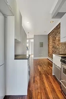 Foto del edificio - 124 Ridge St
