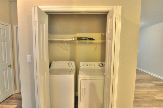 Foto del edificio - 123 Johnson St