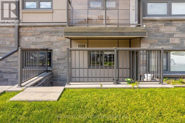 Photo du bâtiment - 15 Jacksway Crescent