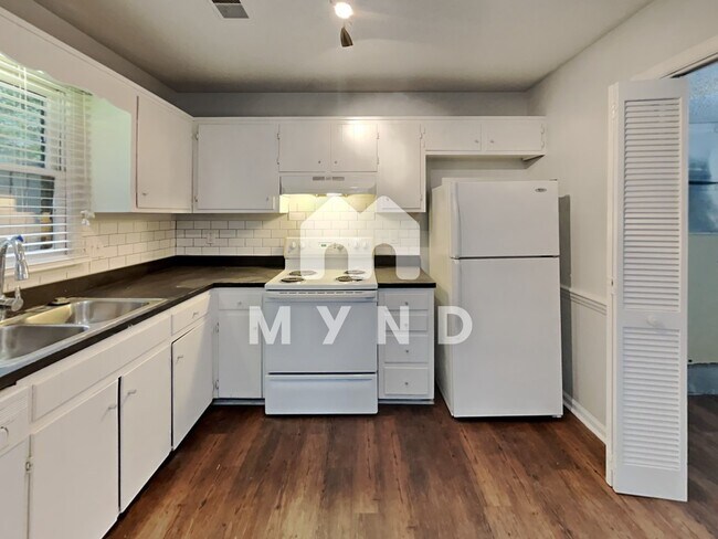 Foto del edificio - 1505 Gorman St Unit C