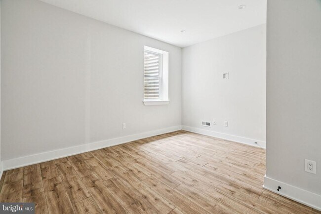 Foto del edificio - 1437 Parrish St