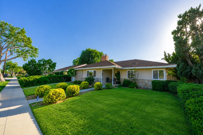 Building Photo - 9007 Monogram Ave