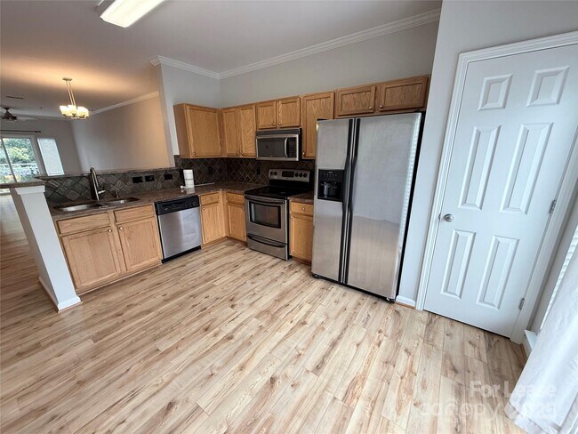 Building Photo - 3631 Warp Street