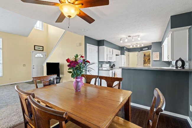 Foto del edificio - 16112 Cherrywood St