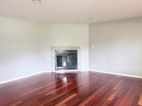 Building Photo - 1210 Fairlane Dr