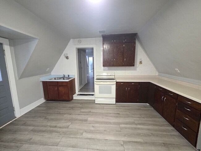 Foto del edificio - 641 10th St N