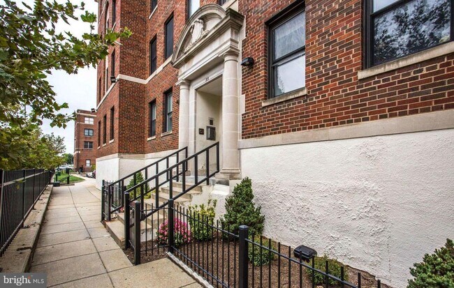 Julius Hobson Plaza Entrance - 55 M St NW