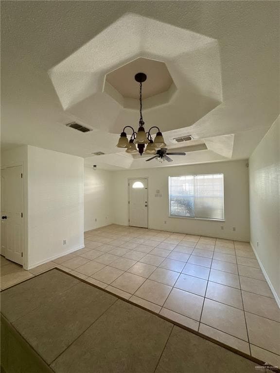Building Photo - 107 S Ridge Ln