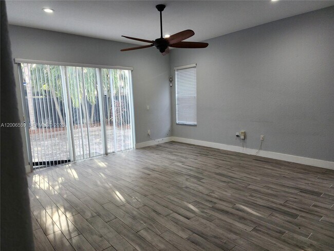 Foto del edificio - 23902 SW 108th Ave