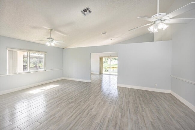 Building Photo - 5148 Rosen Blvd