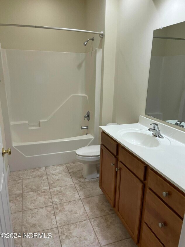 Building Photo - 706 Beachwalk Dr