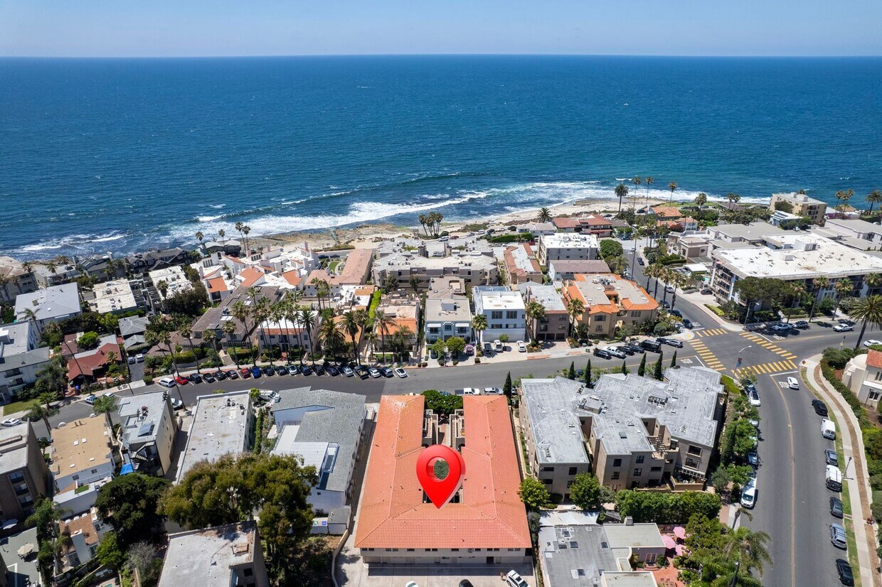 Primary Photo - Beautiful 2 Bedroom in La Jolla Village wi...