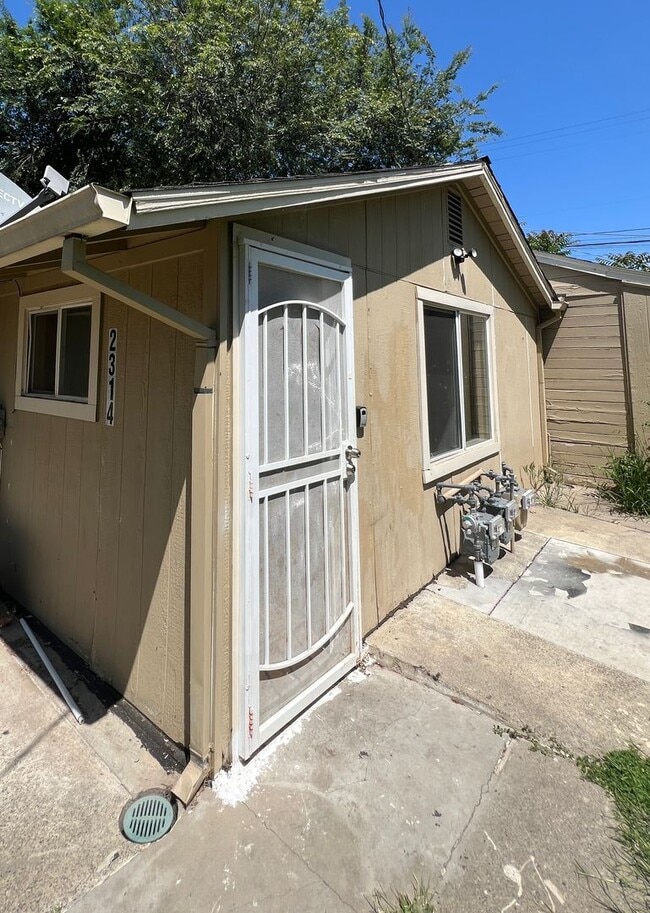Charming 1-Bedroom Home with Modern Update... - Charming 1-Bedroom Home with Modern Update...