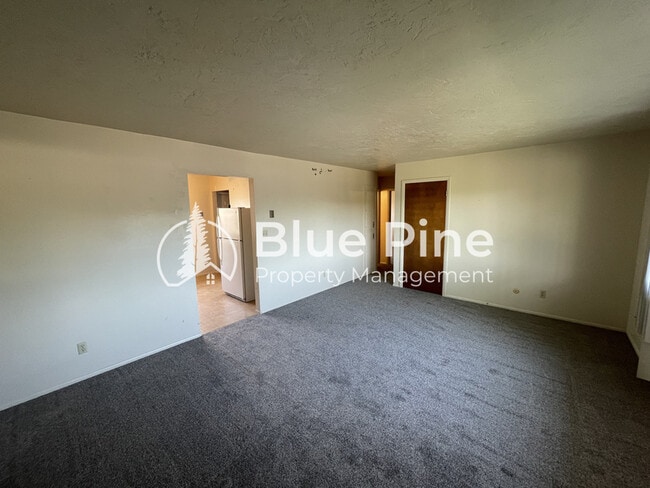 Building Photo - 1489 Mountain View Ln