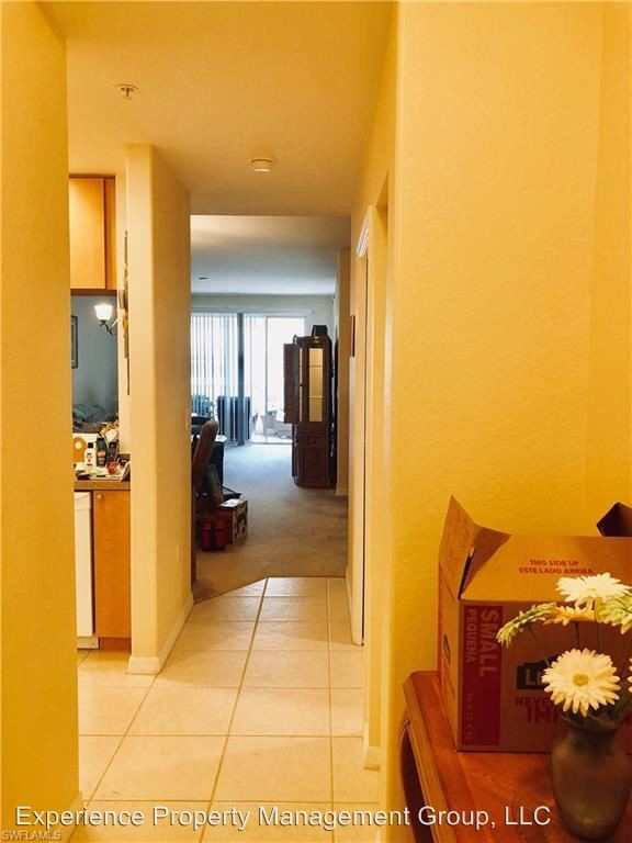 Foto del edificio - 1101 NE Van Loon Ln