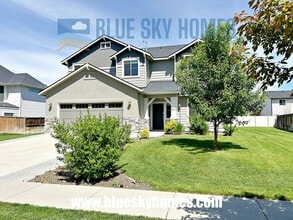Building Photo - 2572 E Mariposa Dr