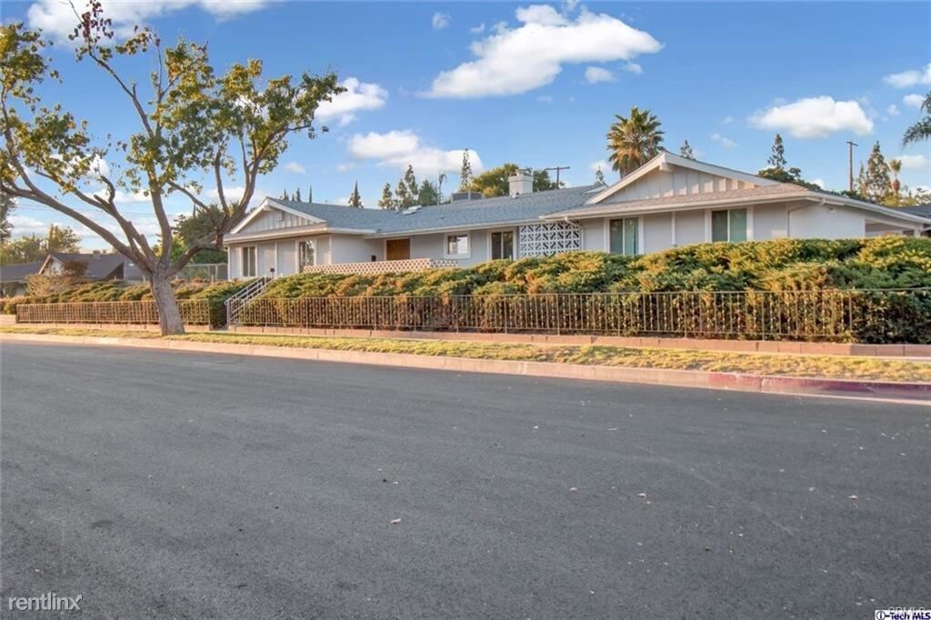 20301 Tuba St, Los Angeles, CA 91311 - House Rental in Los Angeles, CA ...