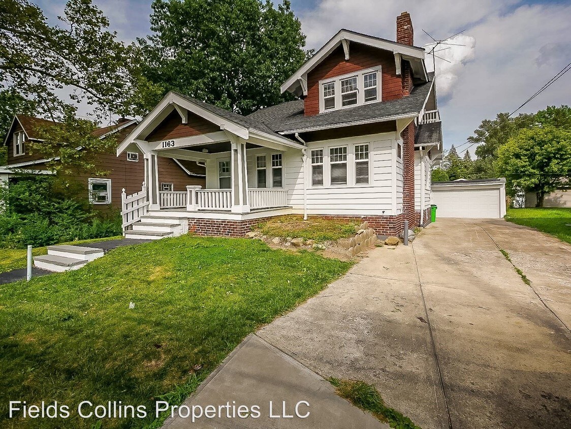 Foto principal - 1163 S Green Rd