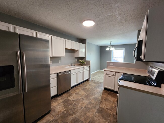 Building Photo - 16706 Aulton Dr