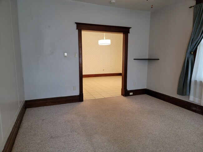 Foto del edificio - 1311 Heidelberg Ave