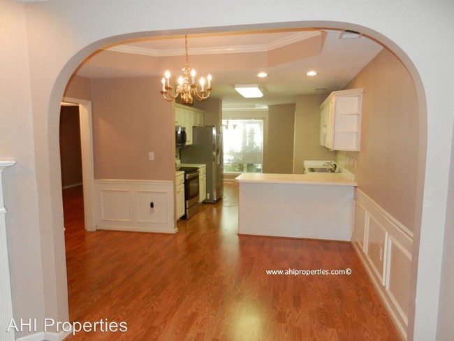 Building Photo - 2 br, 2 bath House - 103 Hidden Creek Circle