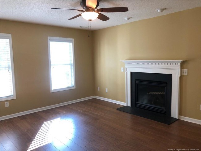 Building Photo - 1003 Bryant Dr