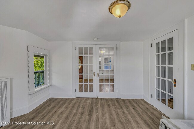 Foto del edificio - 934 Woodlawn St