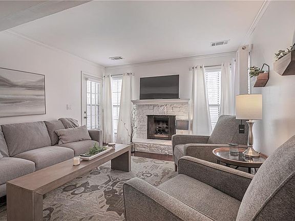 Foto del edificio - Rare end unit condo at The Crossings, loca...