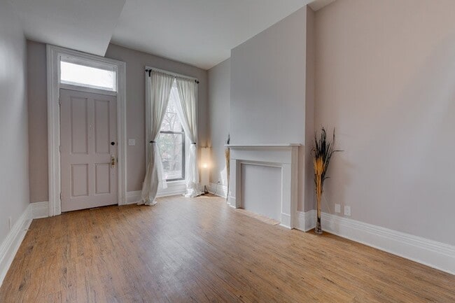 Building Photo - 420 Chestnut Street, Unit A