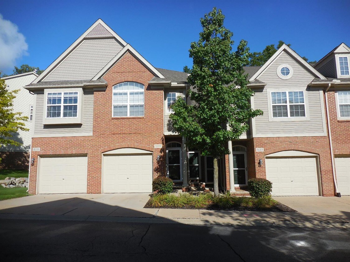 3133 Asher Rd, Ann Arbor, MI 48104 Condo for Rent in Ann Arbor, MI