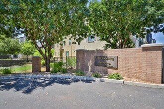 Building Photo - 300 N Gila Springs Blvd
