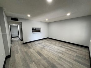 Building Photo - 3300 S Dixie Hwy