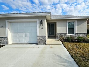 Building Photo - 23 Rosecroft Ln