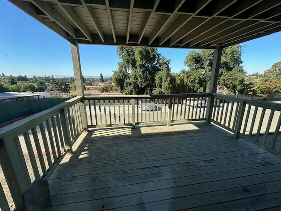 Building Photo - Condo - Hayward - Castro Valley border, 2 ...