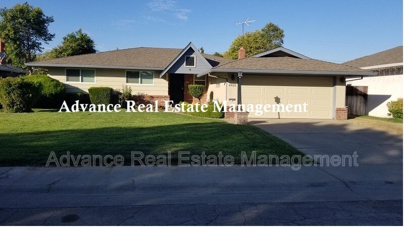 Primary Photo - 6925 Chevy Chase Way