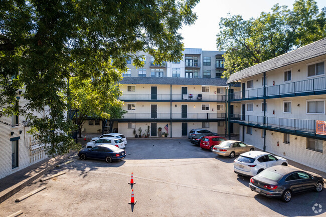 Building Photo - Barton Springs Apartments