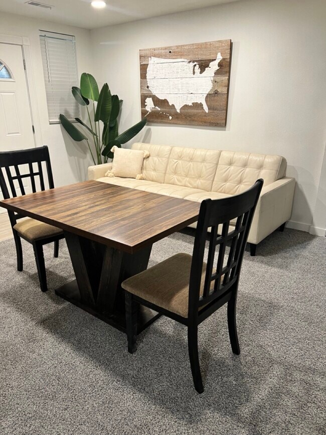 sala de estar - 16 W Gray Ct