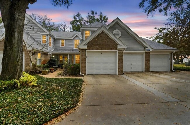 Building Photo - 2201 Coach House Blvd