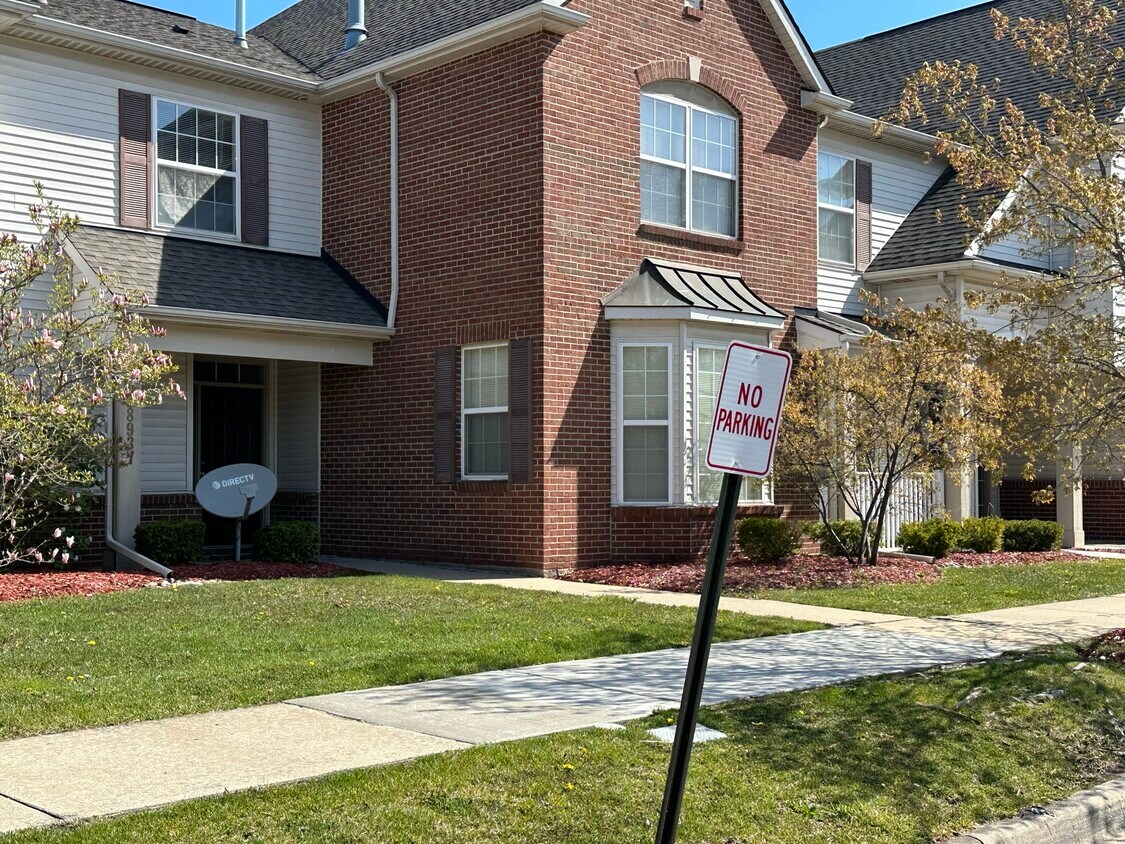 Primary Photo - 28937 Whitby Dr