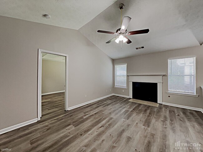 Building Photo - 290 Plantation Blvd