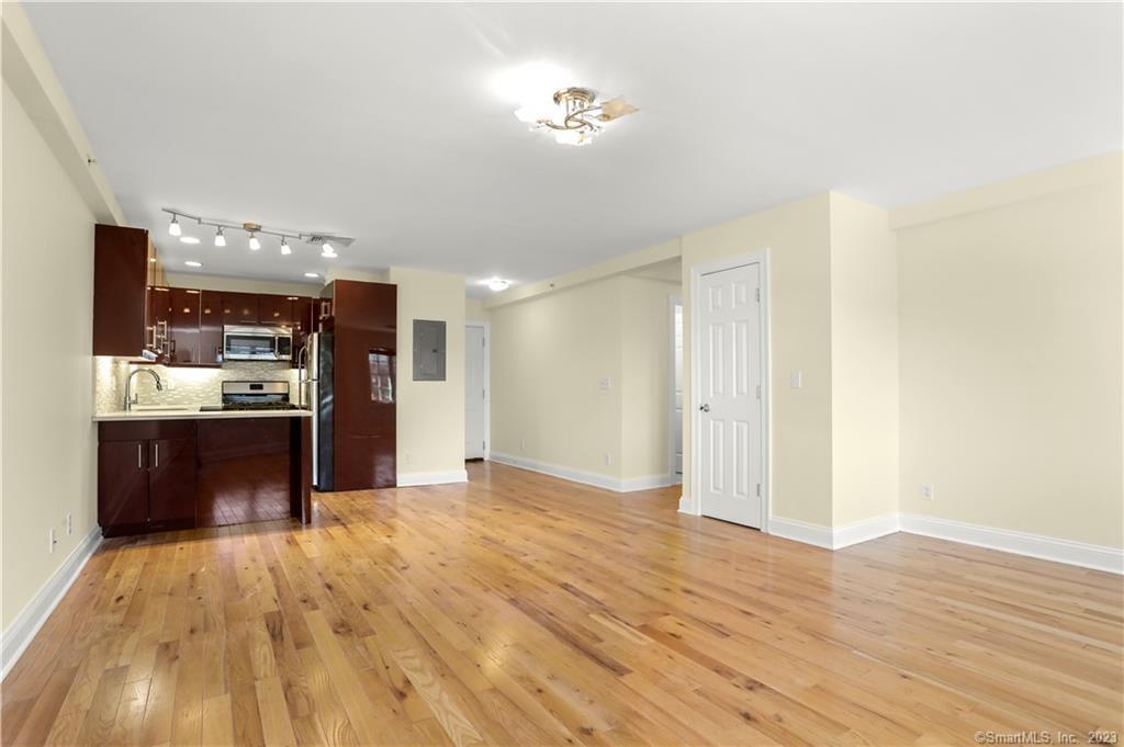 Foto principal - 550 Connecticut Ave