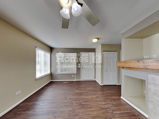 Building Photo - 2462 Mayfield Court